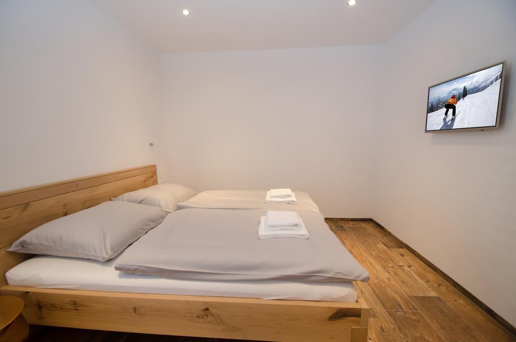 Superb Alpine Lodges By All In One Apartments Zell am See Exterior foto