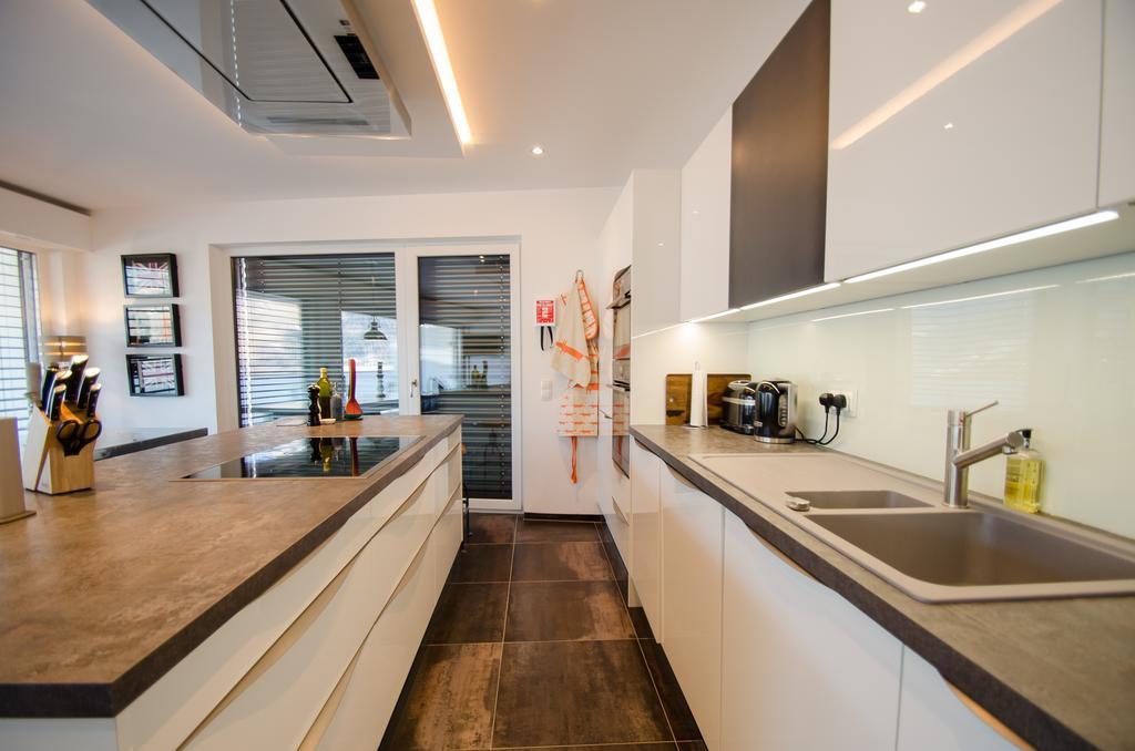 Superb Alpine Lodges By All In One Apartments Zell am See Exterior foto